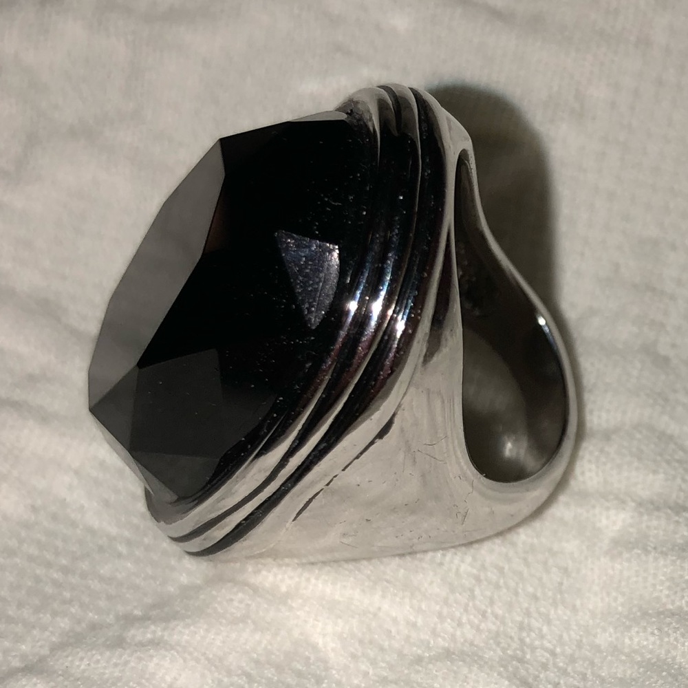 Faceted Black Stone Statement Ring - image 2